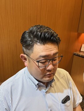 ヘアモード キクチ 銀座店 銀座　理容室　ビジネスヘア　七三スタイル