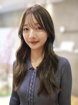 アトロ(Atoro) オリーブグレージュ/オリーブカラー/梅田/レイヤーカット