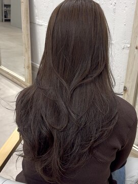 ベガ(vega) 《ダメージ少なめで透明感を》ナチュラルくすみカラー