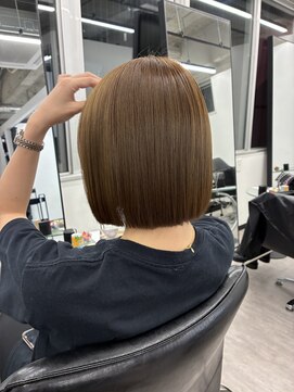 バズ サッポロ バイ フィーネ(BuzZ sapporo by Fi-Ne) カーキベージュアッシュ