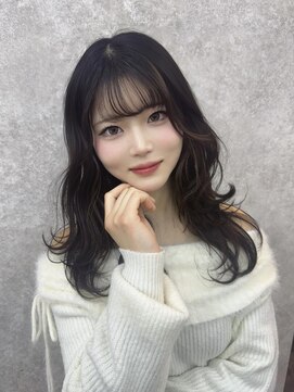 ラビス(Lovis) 大人ガーリー/似合わせカット/ミディアムレイヤー
