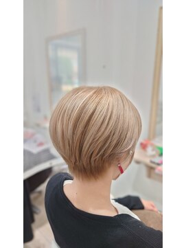 ソイル(Soil) ブロンドショート