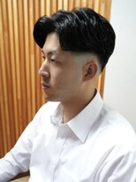 テラス(Terrace) 【30代】大人のセンターパート×スキンフェード【札幌/大通駅】