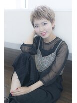 ソワリー 栄(THOiRY)&nbsp;小顔カットが得意なスタイリストby坂元