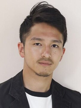 パウダー(powder) 黒髪好印象刈り上げ