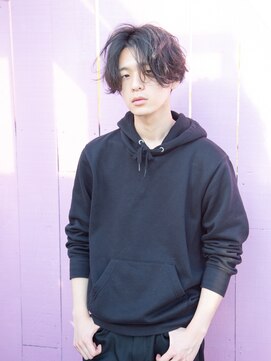 ディバイン ティエドゥール お花茶屋(divine tiedeur) 前下がりセンターパートボブ