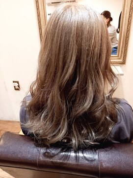 ヘアリゾートユア 新大久保店(hair resort YuA) カラー
