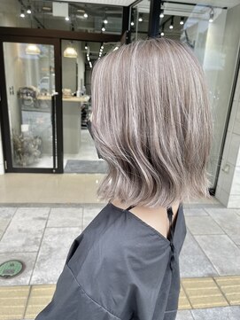 フェリア 松山(Feria) 【Feria松山】ミルクティグレーハイライト“石田幸輔”