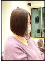 メタ(META) 大人セクシーな前下がり艶髪スタイル!