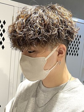 フィフス 名駅(fifth) 波巻きツイストスパイラル無造作パーマツーブロックスパイラル