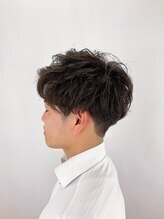 朝のセットをラクにしたい男性必見!!【メンズカット+パーマ￥11000→￥9000】  [八日市場/髪質改善/学割U24]