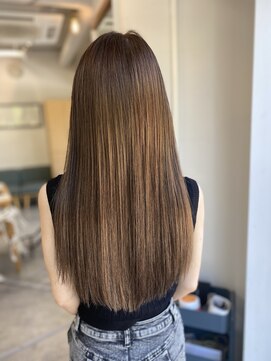 フツーロ 栄(FUTURO) プルエクステ