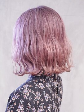 プネル(punel) ピンク　ケアブリーチ　渋谷　佐藤