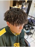 ツイストスパイラルパーマ　メンズマッシュパーマ　メンズヘア