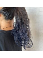 ヘアーリゾート ラウレア(Hair Resort LAULEA) ネイビーブルーのグラデーションカラー