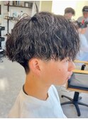 波巻きパーマメンズパーマメンズヘアツーブロックツイストパーマ