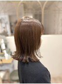 切りっぱなしロブ×ベージュ
