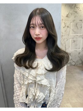 プレスドットサロン 表参道 青山(Press. Salon) 透明感オリーブグレージュに2wayバング