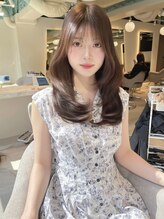 アリスバイアフロート 自由が丘(ALICe by AFLOAT)&nbsp;ワンカールレイヤーカット／前髪縮毛矯正／ハッシュカット