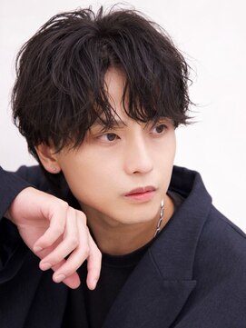 ルーシー 渋谷(LUCEY) センターパートフェザーパーマシャドウパーマメンズパーマ