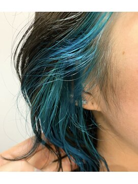 リドルヘアー 石井町店(Riddle HAIR) ビビットなターコイズブルー