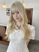 リヴ オオサカ(LIV OSAKA)&nbsp;ホワイトブロンド/レイヤーカット/ブリーチ/ダブルカラー梅田
