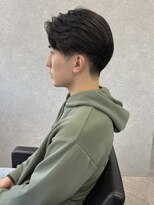 リオールバイニアウ(RE:ALL by Niau) 刈り上げセンターパート/波巻きツイストスパイラル/群馬太田