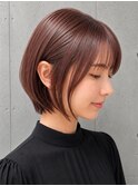 ショートボブ 顔周りレイヤー ピンクブラウン