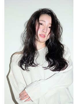 ヘアーデザイン アトリコ(Hair design attrico) 似合わせカットで作る　艶髪ルーズウェーブ
