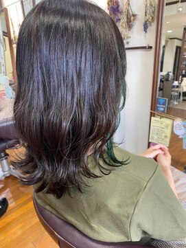 美容室 メザミー MESAMIES 大人かわいい20代30代つや髪ワンカール×イヤリングカラー