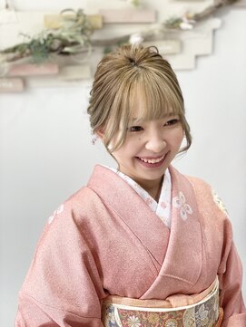 ヘアセットサロンエッジ(Edge) お宮参りに。訪問着でボブからのルーズシニヨン