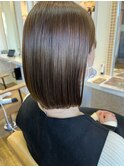 大人の切りっぱなしボブ