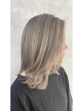 リロハナ(RILOHANA) ミディアム