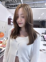 ルックアット(Look at)&nbsp;【Lookat】ミディアムレイヤーカット似合わせカット大人ガーリー