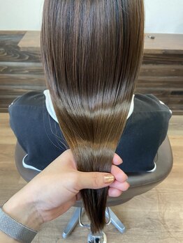ベルスタ(BELSTA)の写真/世界初の特許技術バイカルテトリートメントで髪の内部をダメージから再生◎芯から潤いツヤのある髪に♪