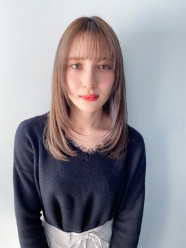 アクター(actor) 似合わせカット　小顔カット　ナチュラルストレート【山崎　輝】