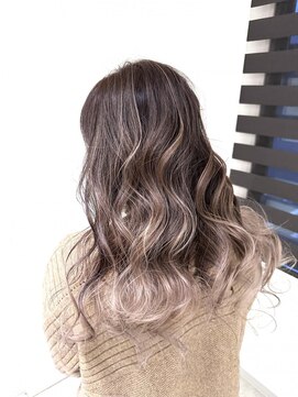 イロアイ(iro I) balayage