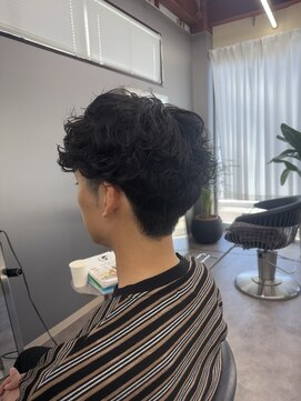 バロ(VALO) マッシュパーマ