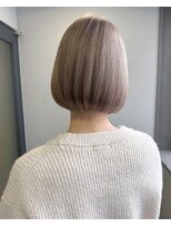 リル(Lille 橋本)&nbsp;ホワイトグレージュミニボブホワイトベージュ