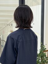 エブリ(evri) 「evri」肩上くびれヘア　くびれヘア　外ハネヘア