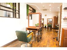 ヘアースタジオ リーブス 東浦和店の雰囲気（ナチュラルで居心地よい空間です！気さくなスタッフばかりです！）