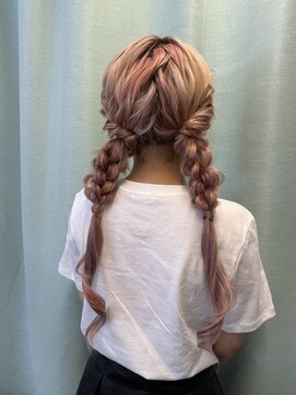 マーズ(Hair&Make Mars+) ツイン編みおろし