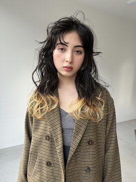 ニキータ(Nikiita) 〈ブリーチカラー/インナーカラー/レイヤーカット〉　S11