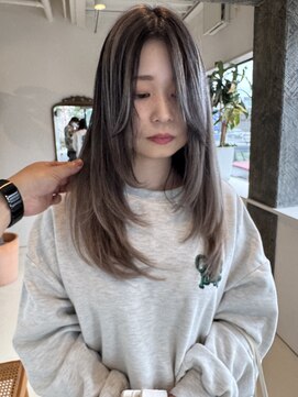 ラウレア(LAULEA) レイヤー×バレイヤージュ