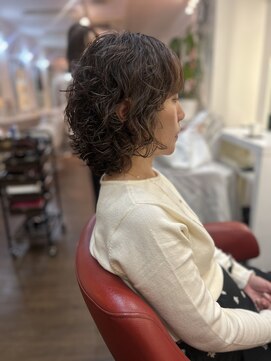 キングダム 元町店(KINGDOM) 軽やかレイヤーボブ × 強めニュアンスパ