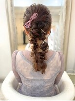 ヘアアンドメイクジップ恵比寿 (Hair＆Make ZIP)&nbsp;ツイン編み下げヘアセット