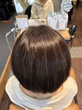 ヘアデザイン シュシュ(HAIRDESIGN Chou Chou produce by ORANGE) 白髪ぼかし(ブリーチやメッシュ無し)