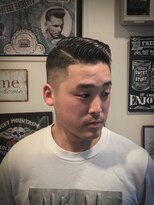 グルーマーズトウキョウ(GROOMER/S TOKYO)&nbsp;パートスタイル 【 バーバー 刈り上げ コテパーマ 】