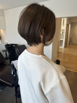 クマ(kuma.) ショートボブ