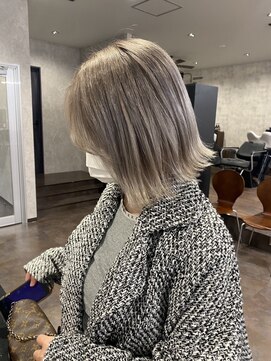 スーク 宜野湾店(suuk) ホワイトベージュ